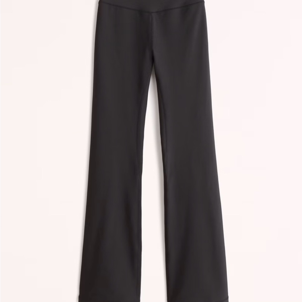 YPB Abercrombie and Fitch everyday soft flare leggings NWT